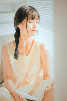 袁菲微博